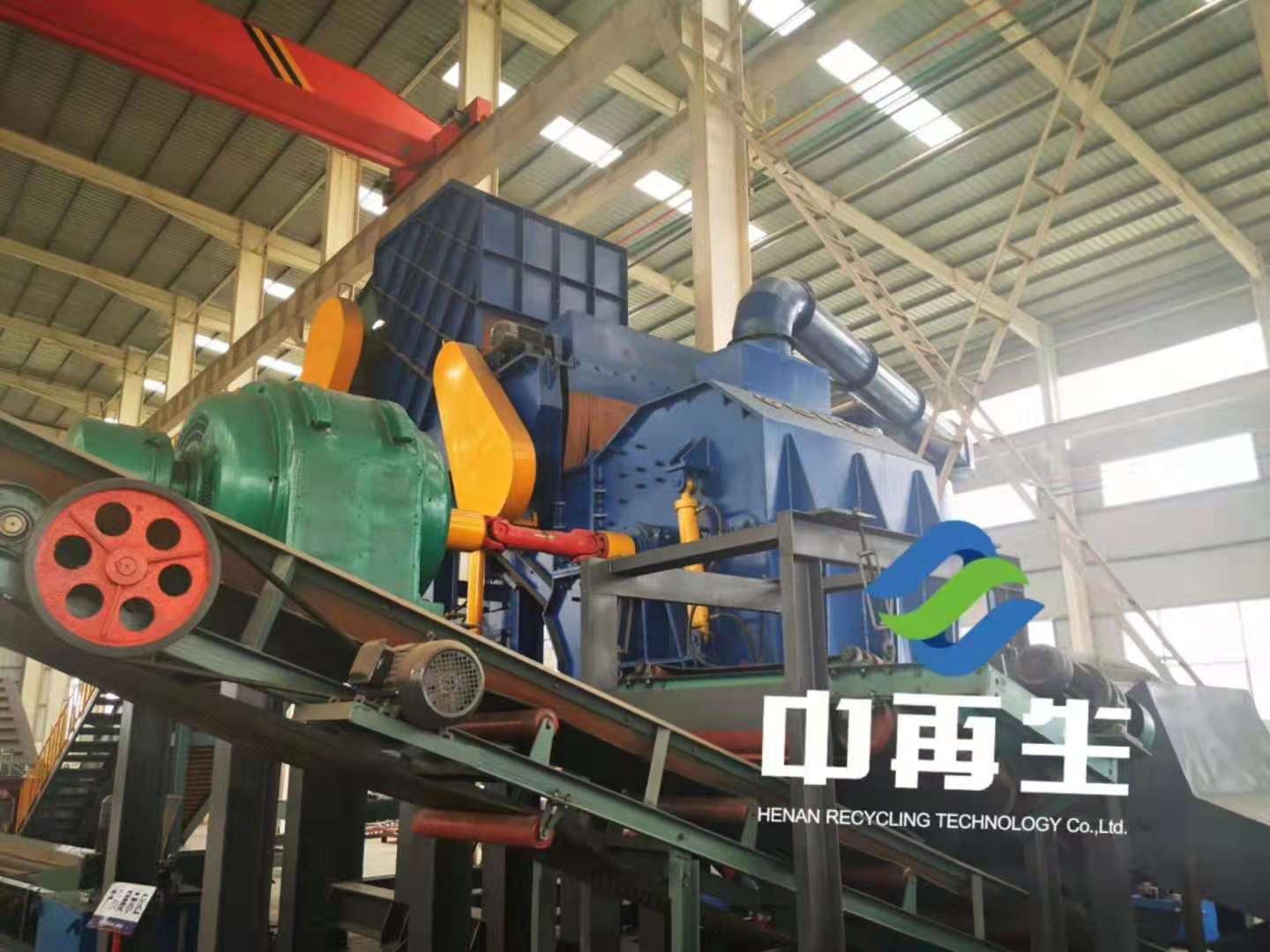 彩钢瓦破碎机适用于各种中等硬度和脆性金属物料